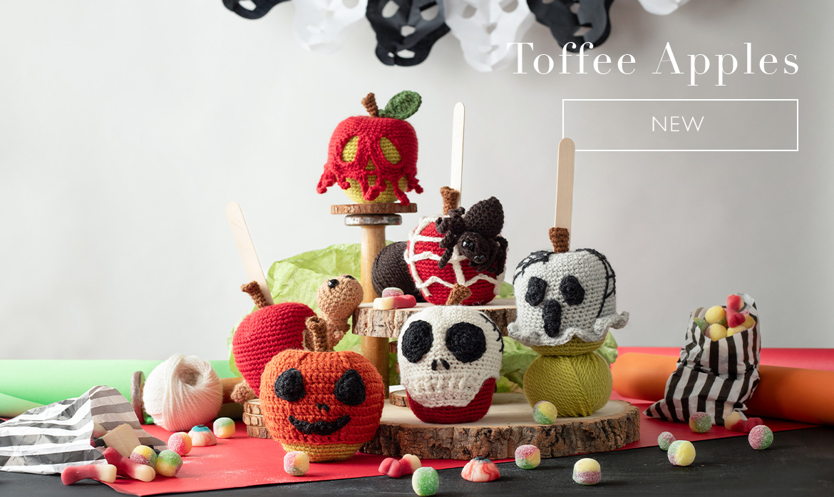 Toffee apples sweet treats gourmet crochet halloween toft